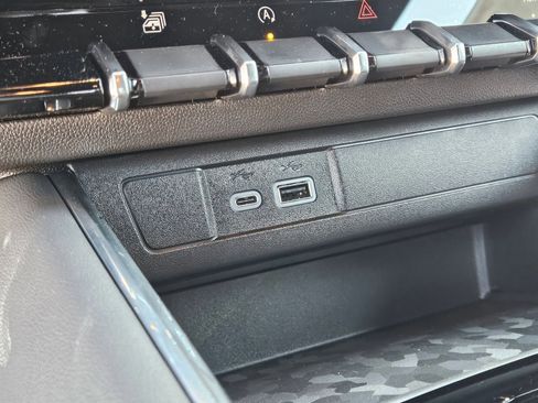 New 2026 GMC Canyon AT4 image 19