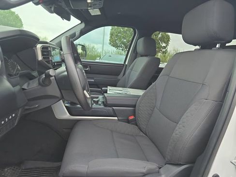 Used 2026 Toyota Tundra SR5 AWD/4WD image 15