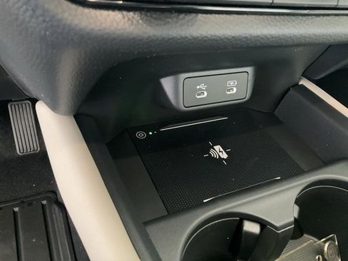 New 2026 Honda HR-V LX image 12