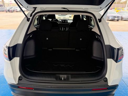 Certified 2026 Honda HR-V LX image 12