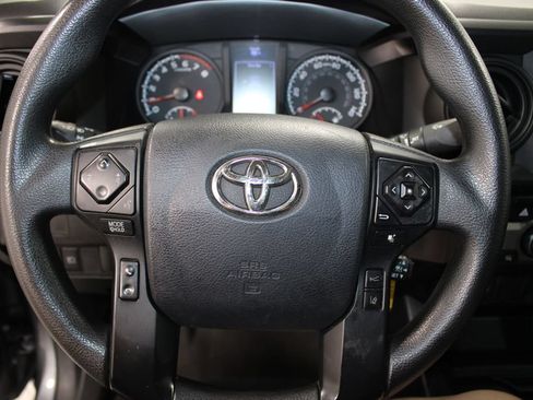 Used 2020 Toyota Tacoma SR w/ SR Convenience Package RWD image 34