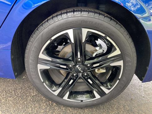 Used 2024 Kia K5 GT-Line w/ GT-Line Premium Package FWD image 7