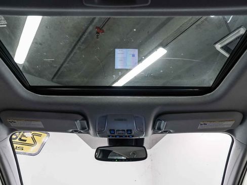 Used 2022 Toyota Prius XLE w/ Advanced Technology Package FWD image 16