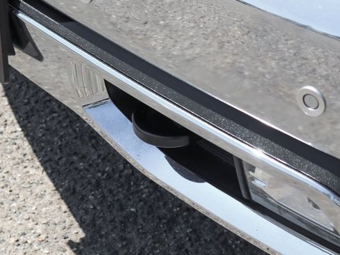 Used 2019 Chevrolet Silverado 1500 LTZ w/ LTZ Premium Package image 49