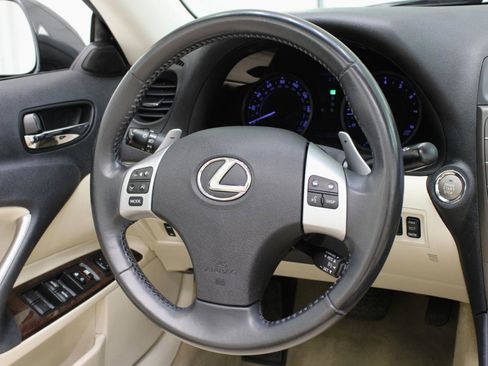 Used 2011 Lexus IS 250C image 57