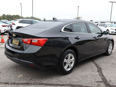 Used 2022 Chevrolet Malibu LS w/ Driver Confidence Package II image 4