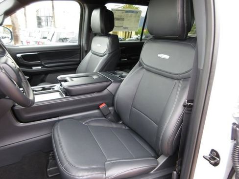 New 2026 Ford Expedition Platinum AWD/4WD image 11
