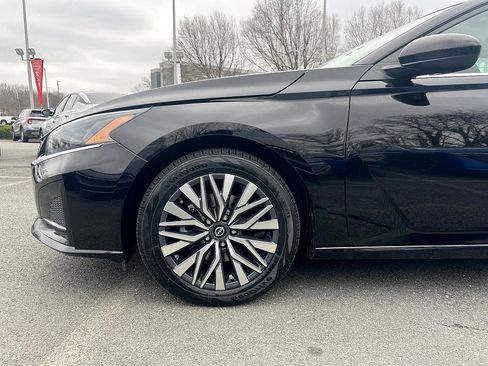 Certified 2023 Nissan Altima 2.5 SV image 11