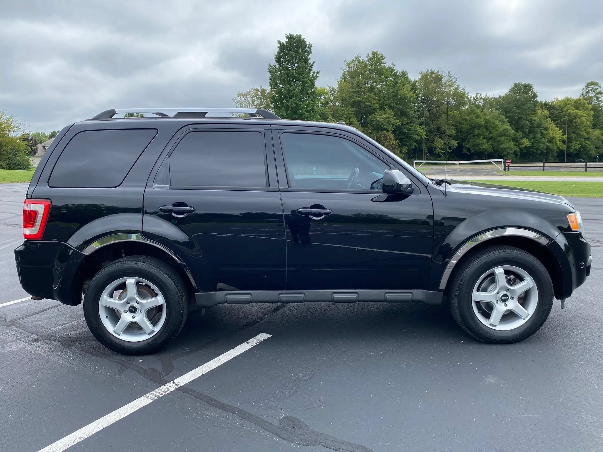 Used 2012 Ford Escape Limited AWD/4WD image 7