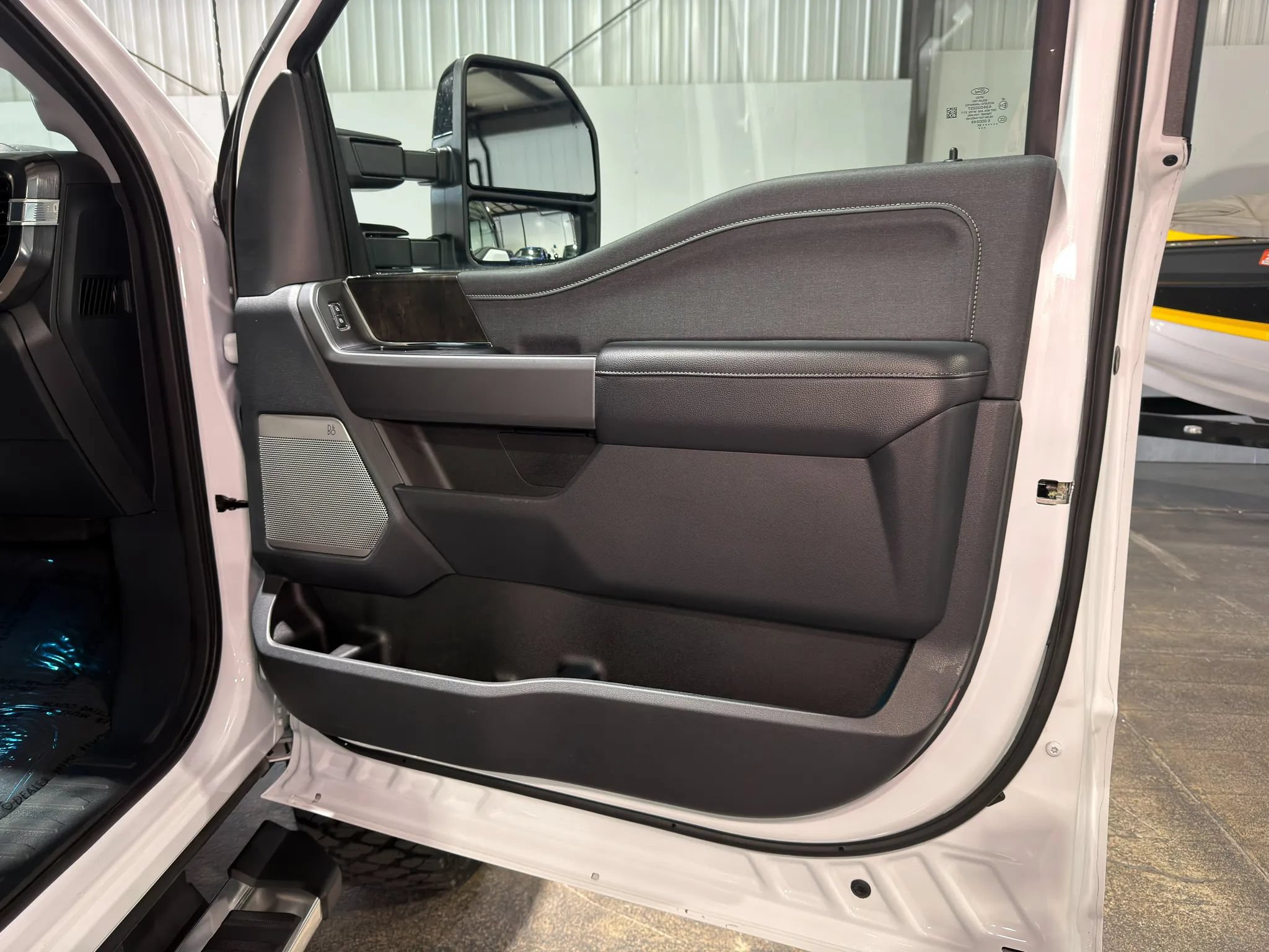 Used 2026 Ford F350 Lariat AWD/4WD image 21
