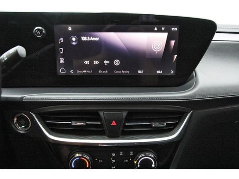 Used 2024 Buick Encore GX Sport Touring FWD image 22