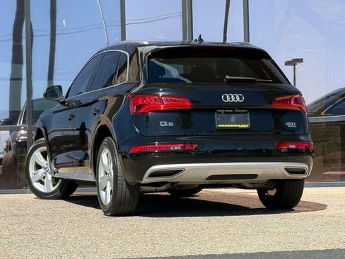 Used 2018 Audi Q5 2.0T Premium Plus w/ Premium Plus Package image 11