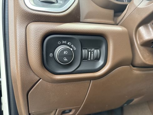 Used 2021 RAM 2500 Laramie AWD/4WD image 29