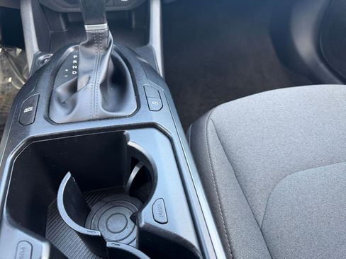 Used 2025 Kia K4 LXS image 40