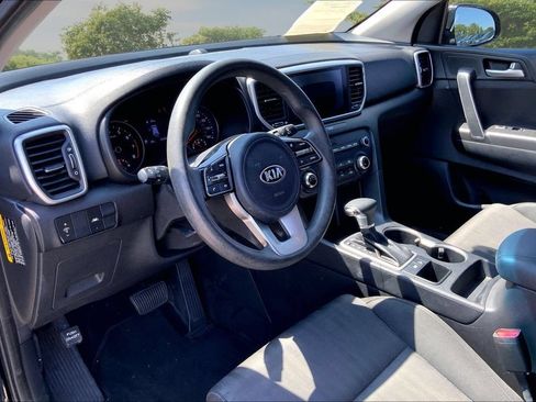 Used 2020 Kia Sportage LX FWD image 17