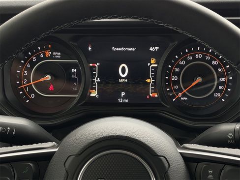 New 2025 Jeep Gladiator Sport image 13