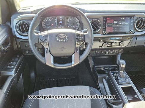 Used 2023 Toyota Tacoma TRD Off-Road image 5