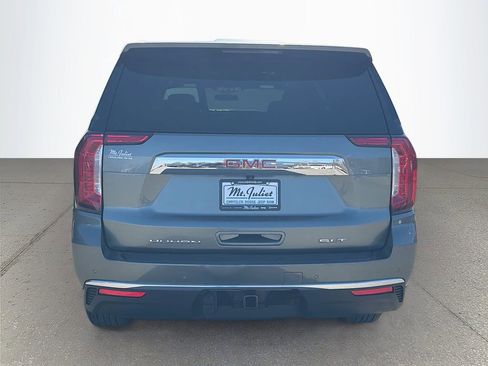 Used 2024 GMC Yukon SLT image 5