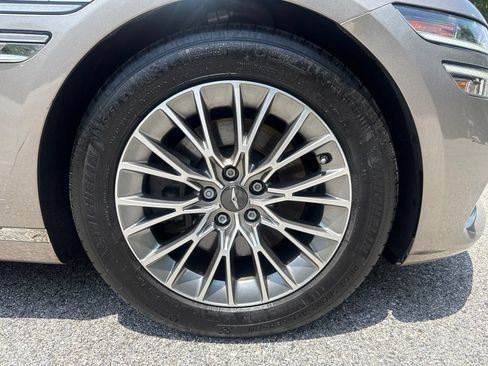 Used 2021 Genesis G80 2.5T AWD/4WD image 12