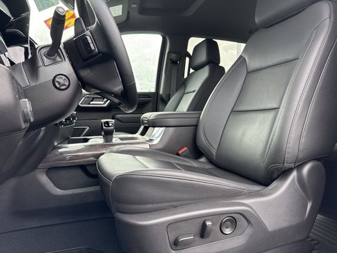 Certified 2024 Chevrolet Silverado 1500 LTZ image 22