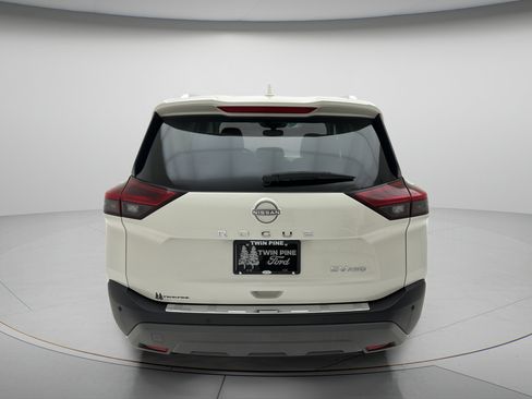 Used 2023 Nissan Rogue SV w/ SV Premium B Package AWD/4WD image 4