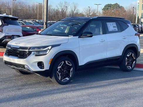 New 2026 Kia Seltos SX image 2