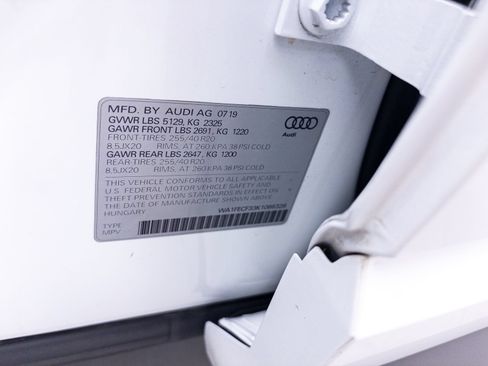 Used 2019 Audi Q3 2.0T Prestige w/ Prestige Package AWD/4WD image 44