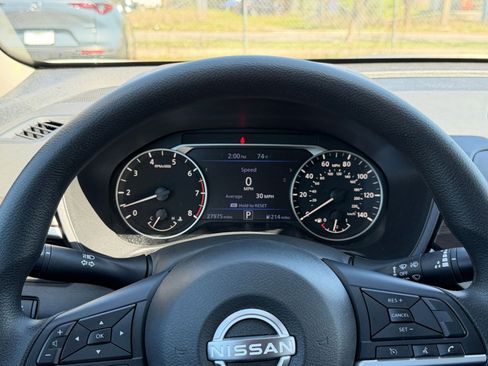 Used 2025 Nissan Altima 2.5 SV image 39