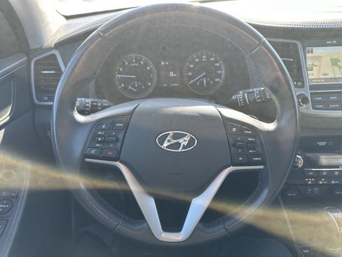 Used 2017 Hyundai Tucson Limited w/ Cargo Package image 17