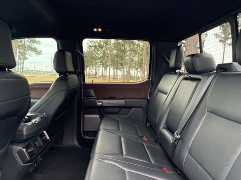 Used 2023 Ford F150 Lariat w/ Max Trailer Tow Package image 22