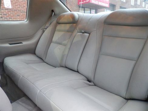 Used 2002 Cadillac Eldorado ESC w/ Preffered Equipment Group image 10