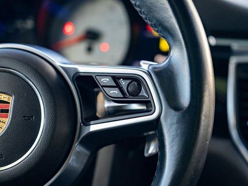 Used 2017 Porsche Macan S image 24