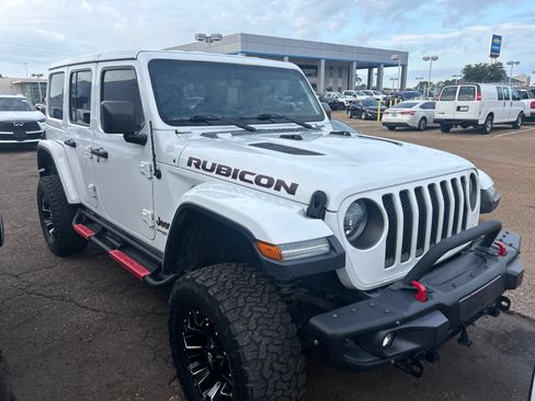Used 2018 Jeep Wrangler Unlimited Rubicon AWD/4WD image 7