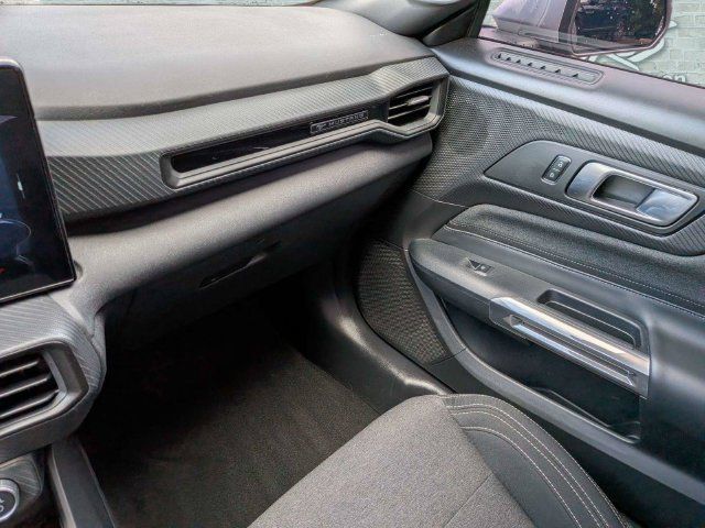 Used 2025 Ford Mustang Coupe RWD image 16