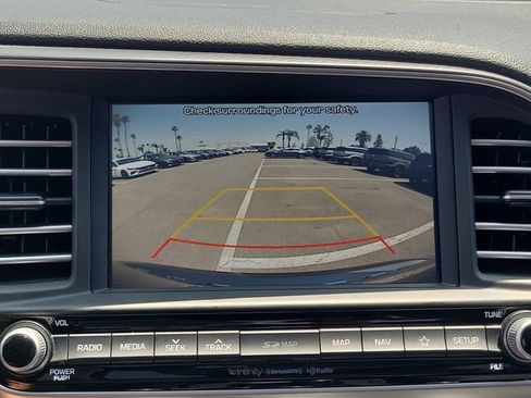 Used 2019 Hyundai Elantra Limited w/ Ultimate Package 02 FWD image 14