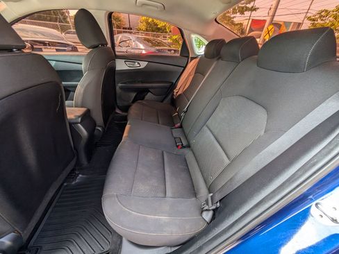 Used 2019 Kia Forte LXS image 17