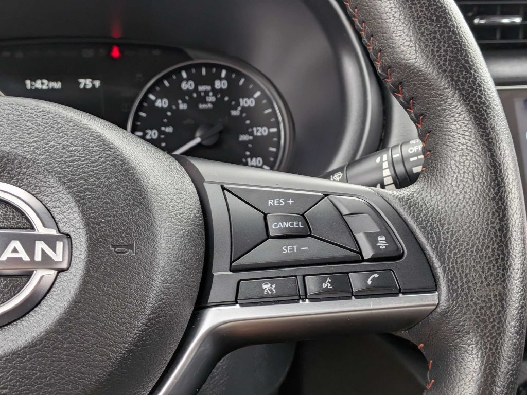 Used 2024 Nissan Kicks SR FWD image 19