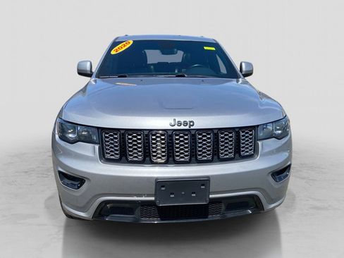Certified 2020 Jeep Grand Cherokee Altitude AWD/4WD image 10