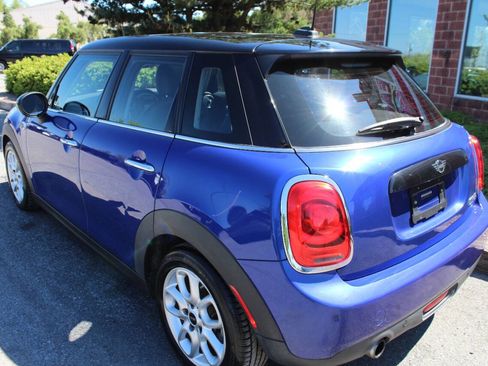 Used 2019 MINI Cooper 4-Door Hardtop FWD image 8