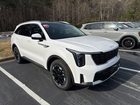 New 2026 Kia Sorento S w/ S Panoramic Sunroof Package image 1