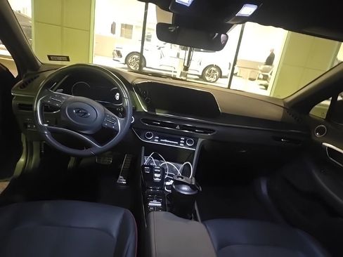 Used 2023 Hyundai Sonata SEL Plus image 15