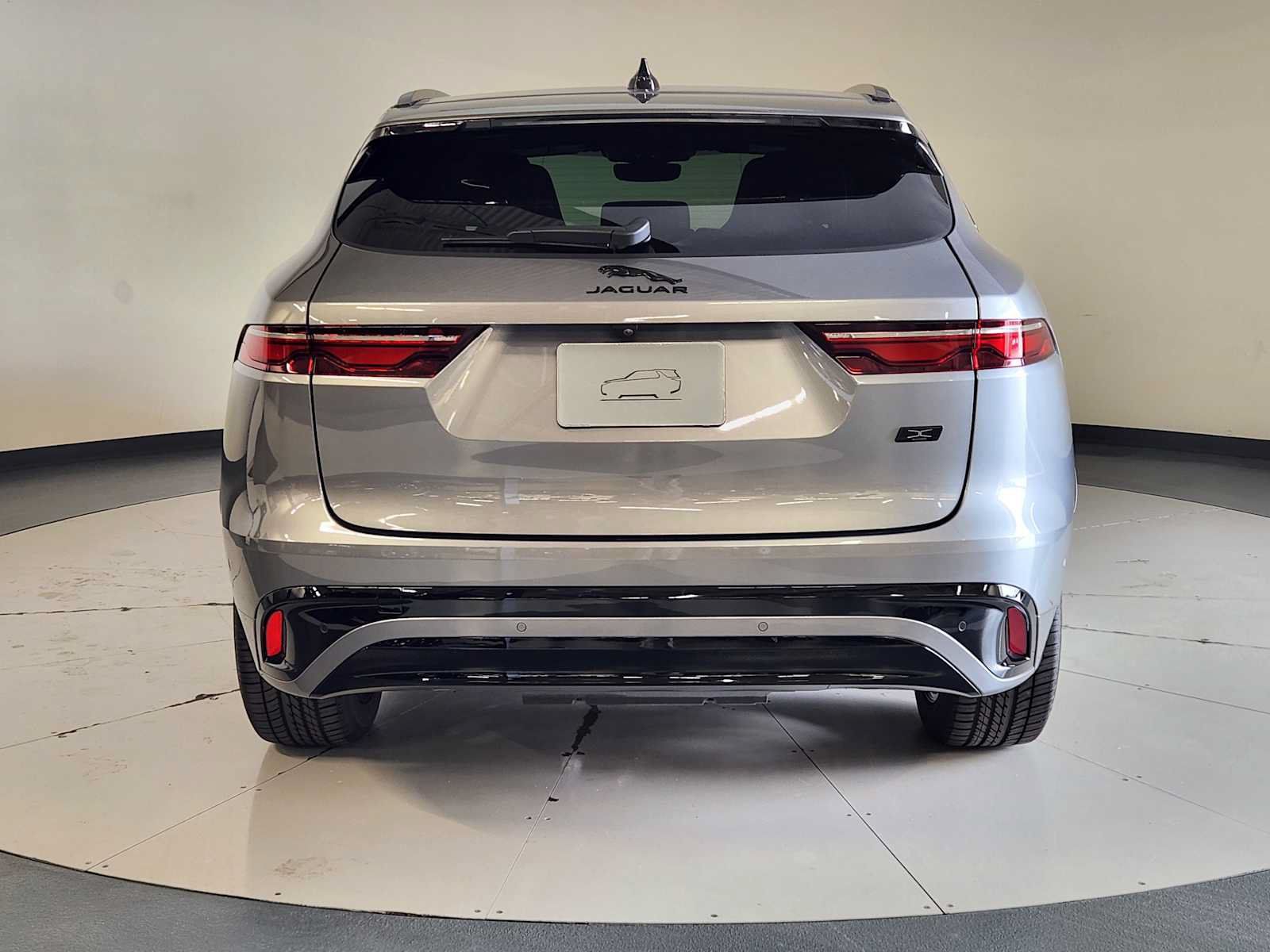 New 2026 Jaguar F-PACE R-Dynamic S AWD/4WD image 10
