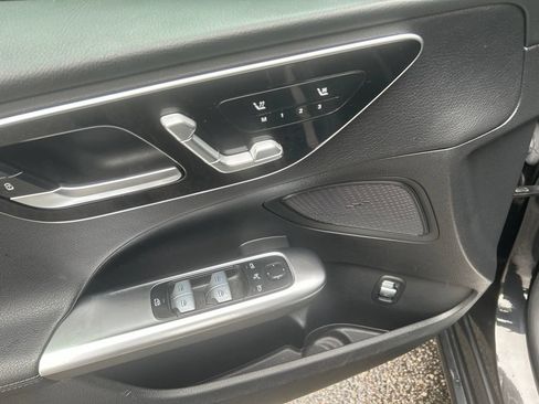 Used 2024 Mercedes-Benz C 300 Sedan image 13