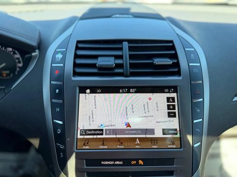 Used 2019 Lincoln MKZ Reserve FWD image 46