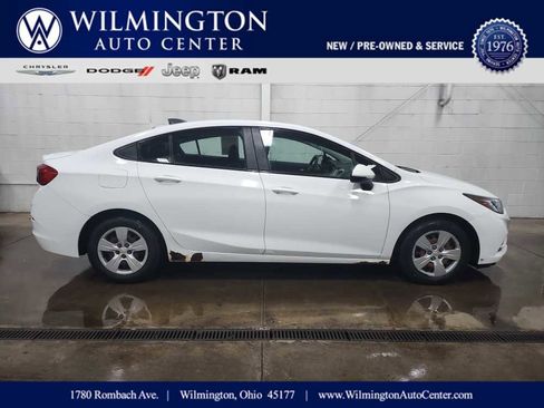 Used 2017 Chevrolet Cruze LS w/ LS Fleet Convenience Package image 1