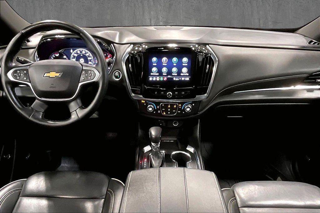Used 2023 Chevrolet Traverse Premier AWD/4WD image 8