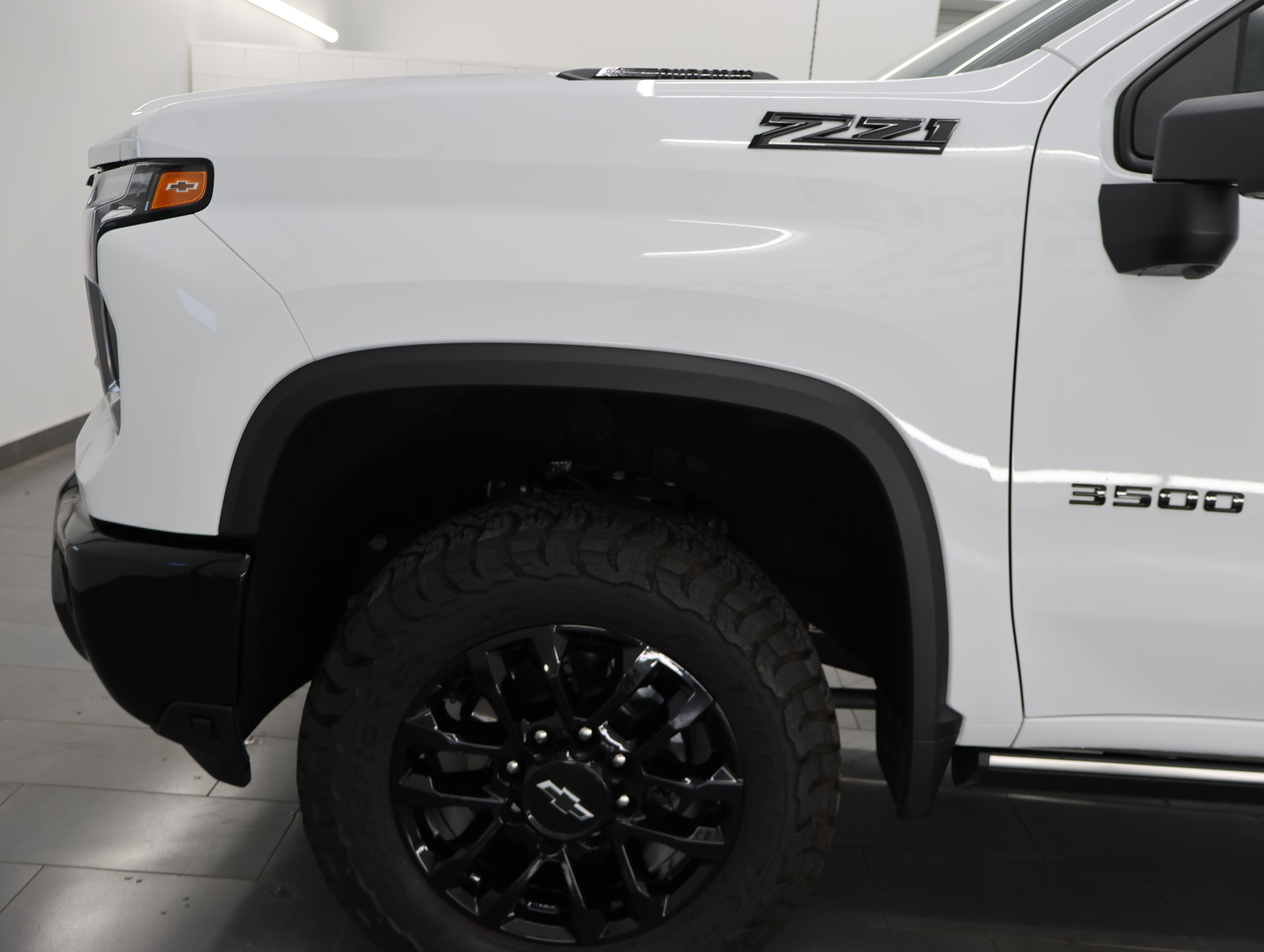 Used 2026 Chevrolet Silverado 3500 LTZ w/ LTZ Plus Package AWD/4WD image 38
