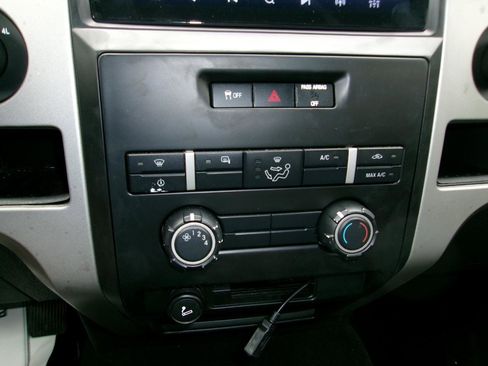 Used 2012 Ford F150 XLT w/ XLT Convenience Pkg image 24