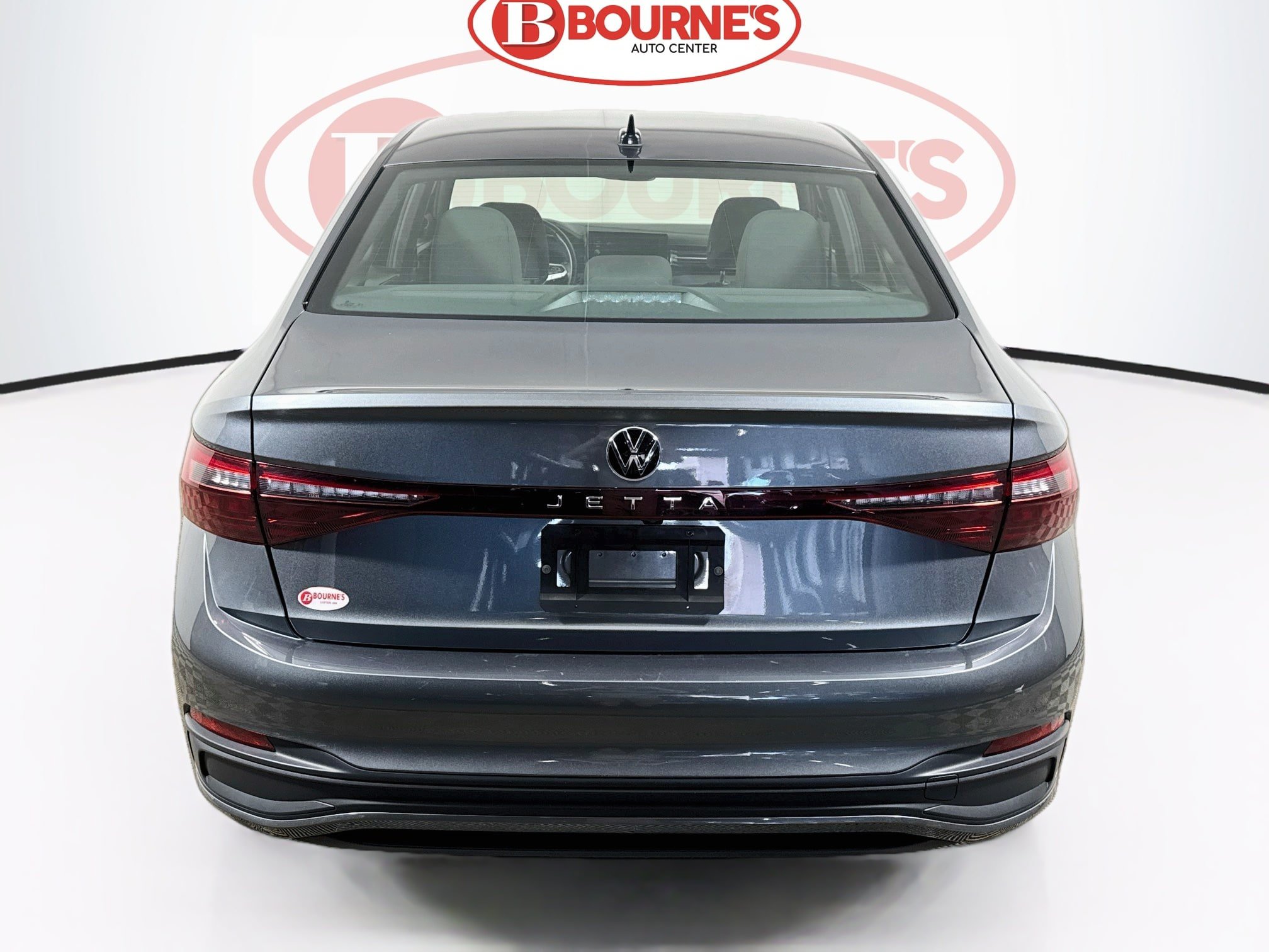 Used 2025 Volkswagen Jetta Sport FWD image 9