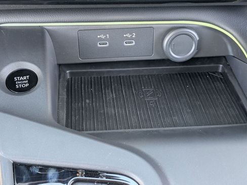Used 2026 Nissan Sentra SV w/ SV Convenience Package FWD image 18